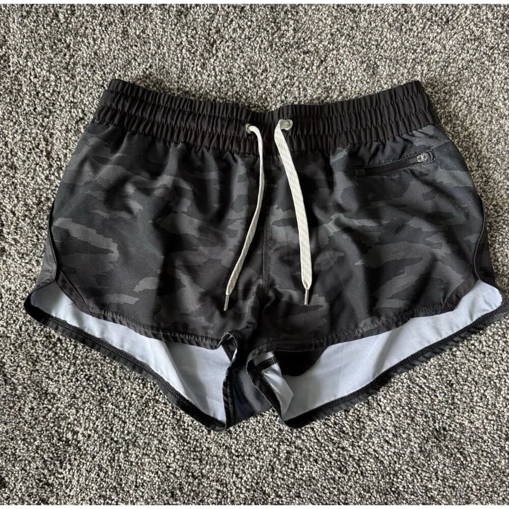 Vuori Clementine Shorts Womens Sz L Black Camo 3” Lined Athletic Running Gym - Picture 4 of 14